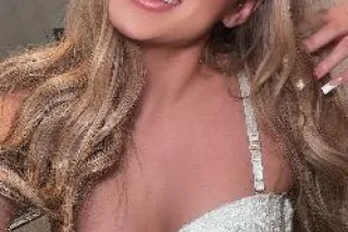 Sexy Spicy Latina At UR SERVICE ;) - Image 2