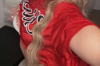 Sexy Spicy Latina At UR SERVICE ;) - Image 4